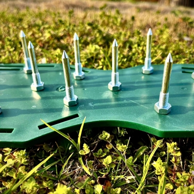 Сандалии Spikes для аэрации газона-4